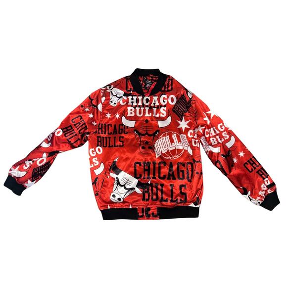 Mens PRO STANDARD Chicago Bulls NBA Satin Bomber Jacket Sz XL NWOT - Picture 1 of 12